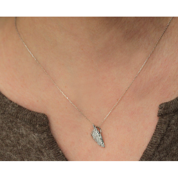 Pendentif en or blanc 18 carats "corse" 18 x 7 mm