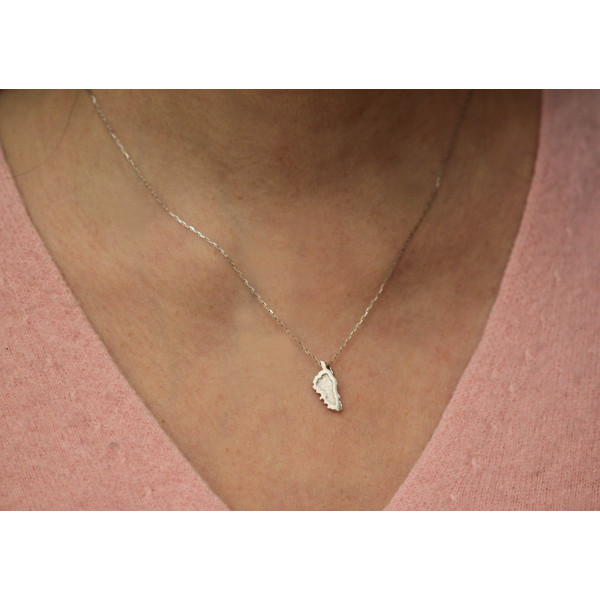Pendentif en or blanc 18 carats "corse"