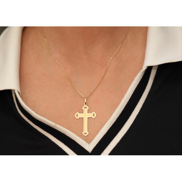 Pendentif croix en or jaune 18 carats