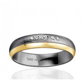 Alliance en tantale et or jaune 18 carats et diamant