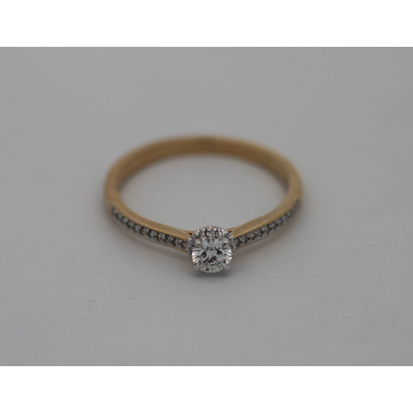 Solitaire diamant 0,27 carat et or jaune 18 carats