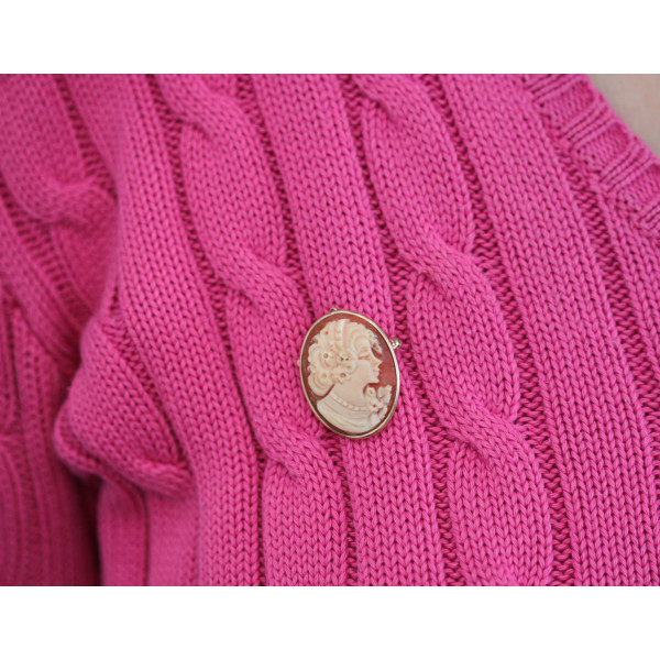Pendentif broche camée en or jaune 18 carats