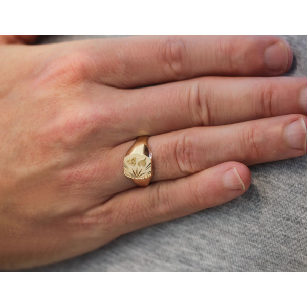 Chevalière en or 9 ou 18 carats 12 x 11 mm personnalisable