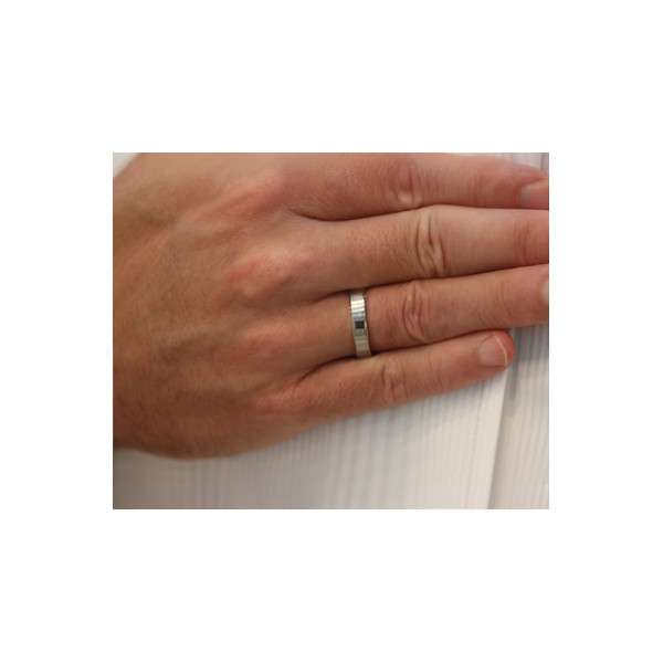 Alliance Viggo Sorensen en palladium et diamant noir 0,10 carat