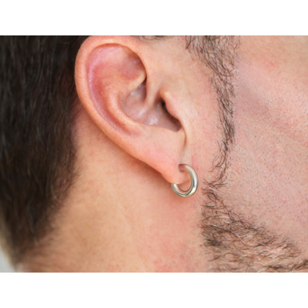 Boucle d'oreille or blanc 18 carats créole 14 mm pour homme