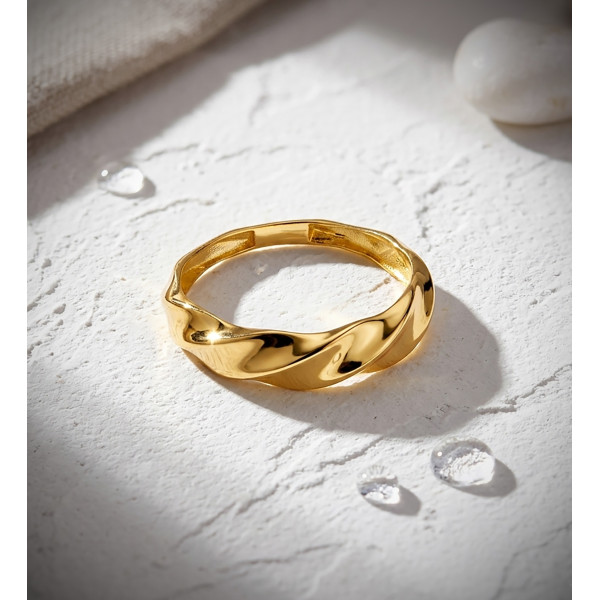 Bague or jaune 18 carats torsadée 4,5 mm