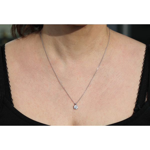 Collier diamant de synthèse 1 carat et or 9 ou 18 carats