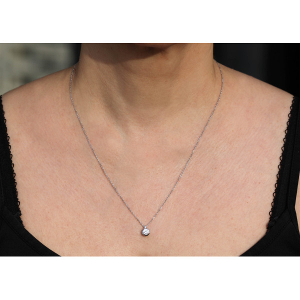 Collier diamant de synthèse 0,50 carat et or 9 ou 18 carats