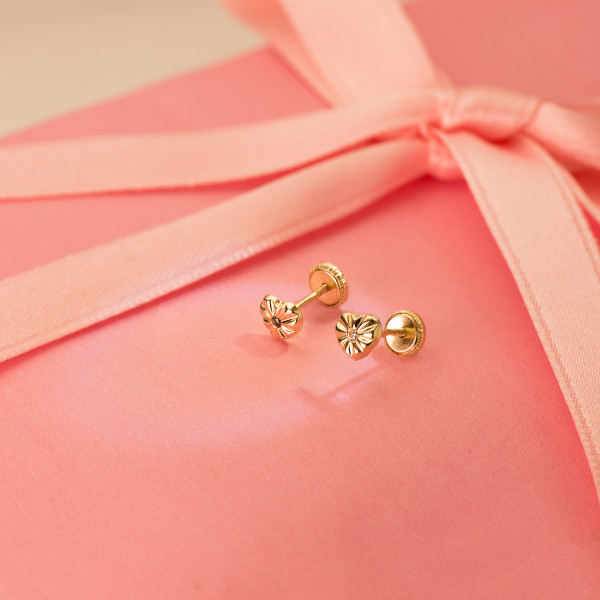 Boucles d'oreilles or jaune 18 carats et zirconiums "cœurs" pour enfant
