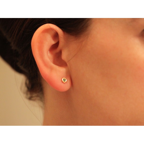 boucles d'oreilles femme or jaune 18 carat et emeraude 
 bouée 3 mm