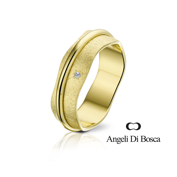 Bague alliance Angeli Di Bosca en or jaune 18 carats feuilleté 6,5 mm et diamants 0,01 carats