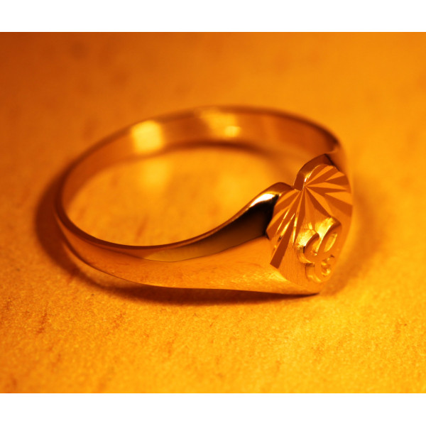 Chevalière en or 18 carats cœur personnalisable pour femme