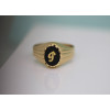 Chevalière or 18 carats et onyx personnalisable pour femme