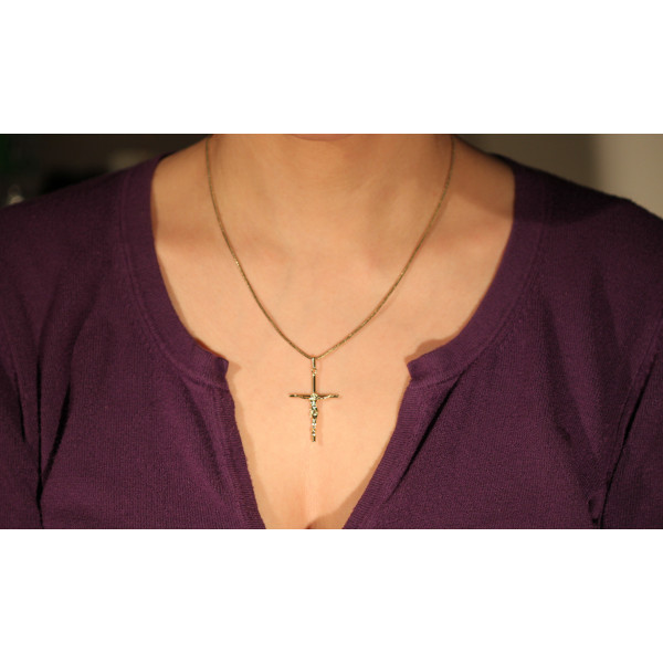 Pendentif croix et Christ or 18 carats 35 X 25 mm